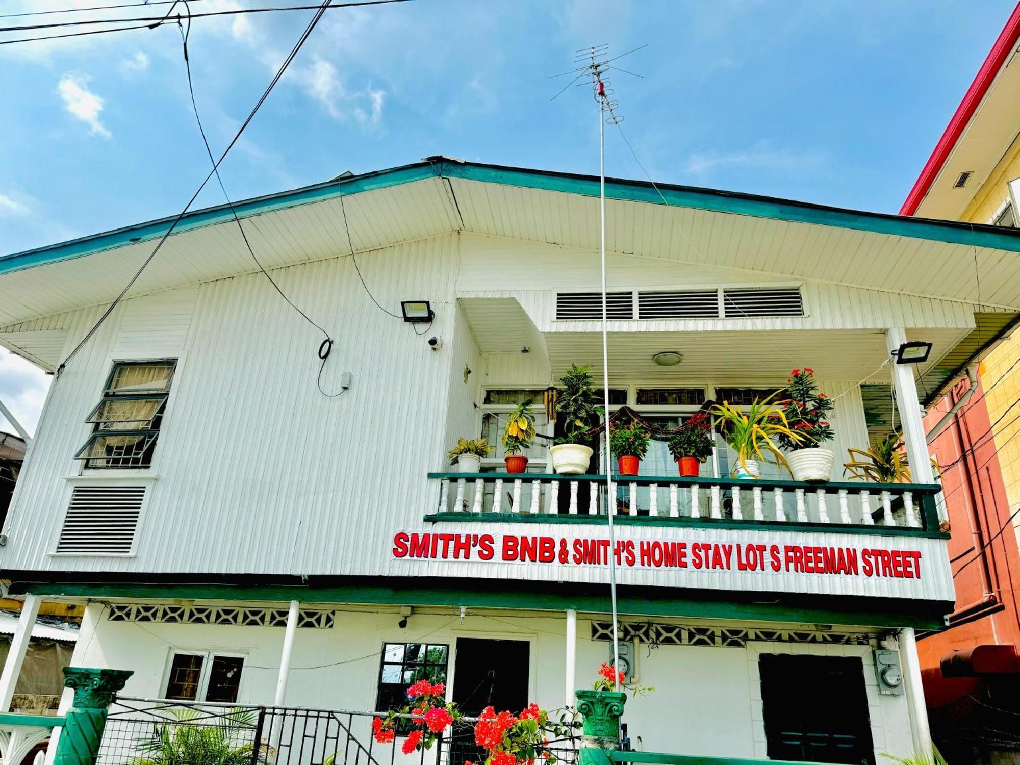 Smith'S Homestay Georgetown Exterior foto